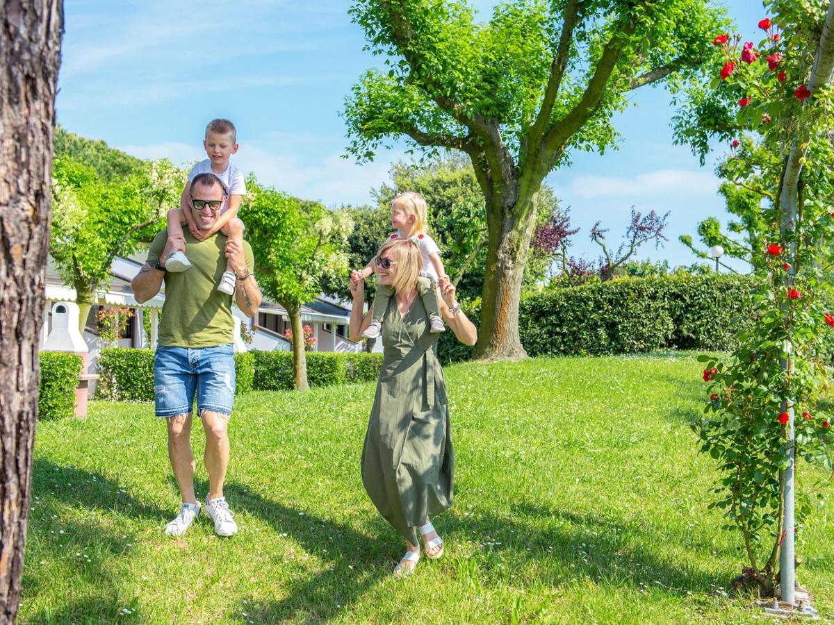 Portofelice Camping Village Eraclea Mare Bagian luar foto